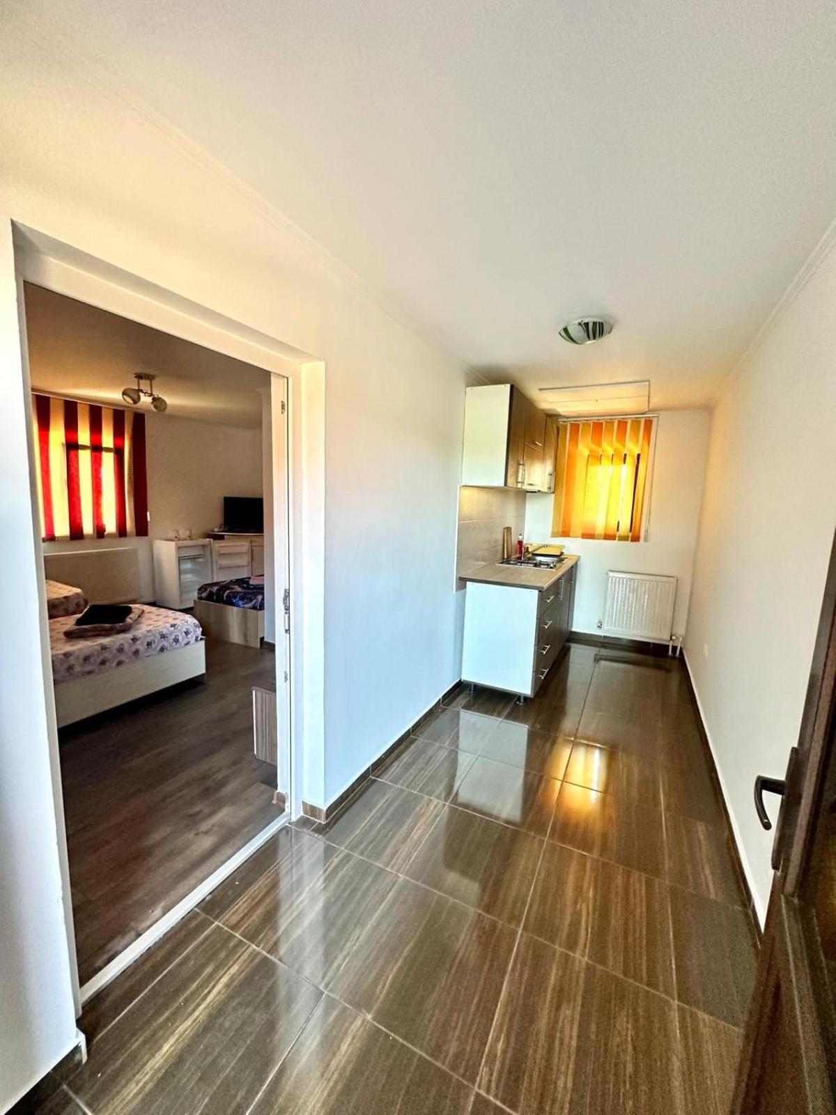 Hotel Pensiunea Bianca Corbu  Esterno foto