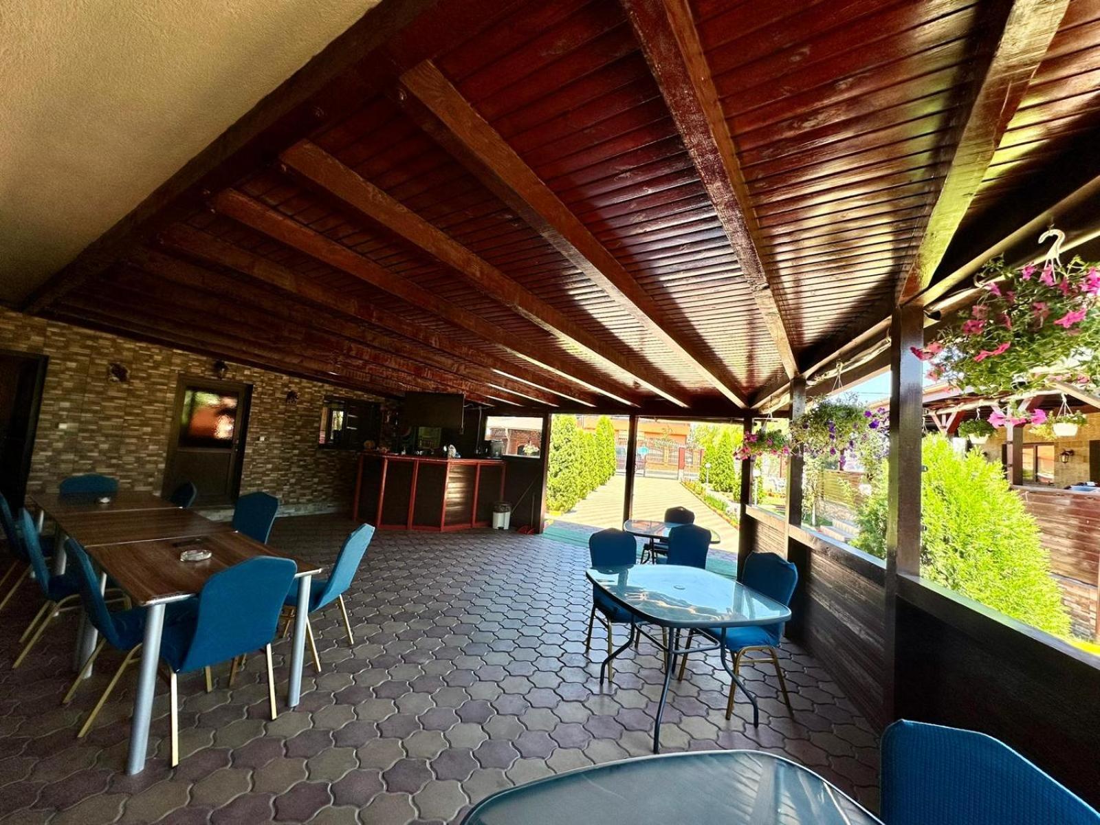 Hotel Pensiunea Bianca Corbu  Esterno foto